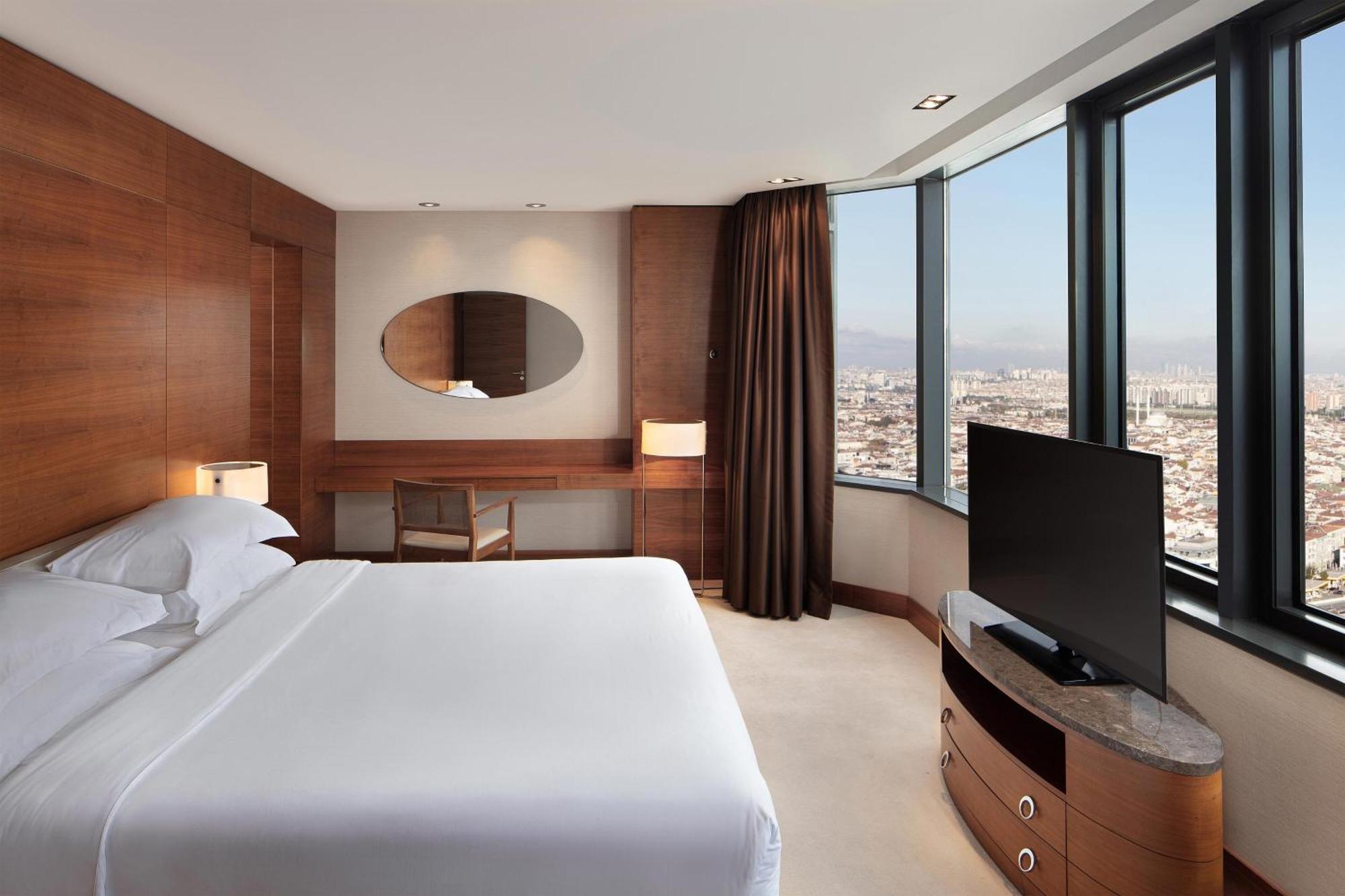 Sheraton Istanbul Atakoy Hotel Exterior foto Executive Suite